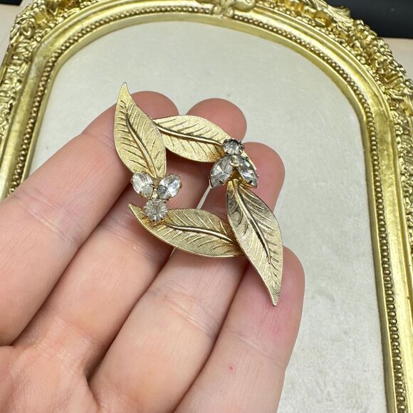 Layered Leaves Brooch Wreath Brooch Gold Leaf Brooch - Picture 7 of 12